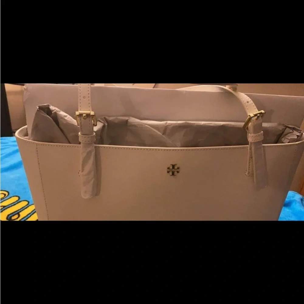 Tory Burch Emerson Buckle Tote Handbag Purse NWT IVORY‎ SAFFIANO LEATHER